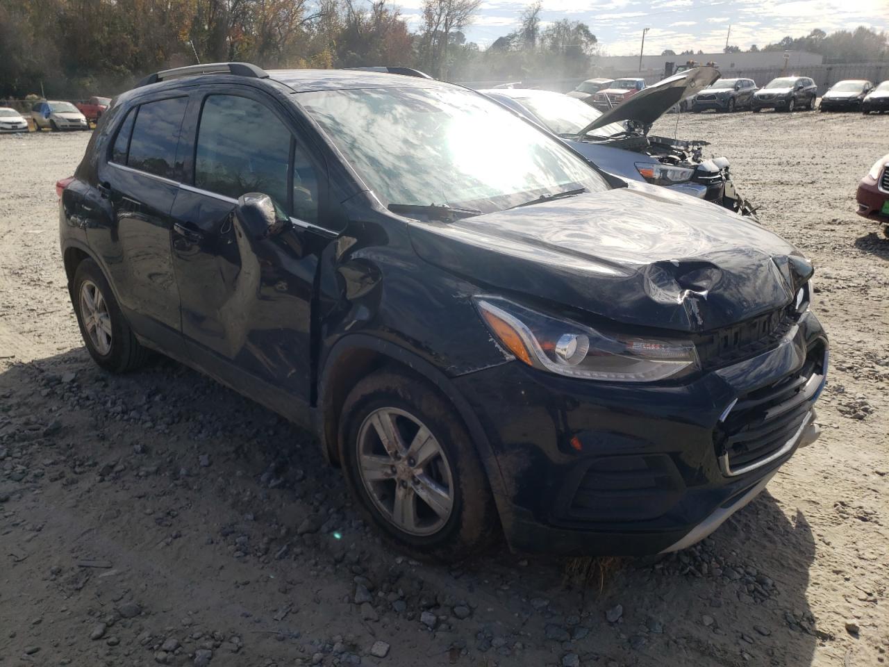 CHEVROLET TRAX 1LT 2018 with VIN 3GNCJLSB8JL275587 - Photo from auction