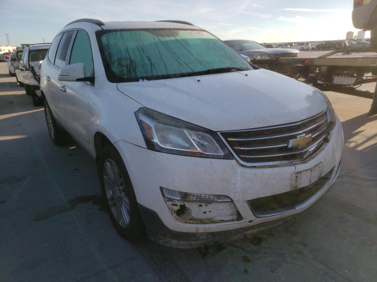CHEVROLET TRAVERSE L 2015 with VIN 1GNKRGKD3FJ212344 - Photo from auction