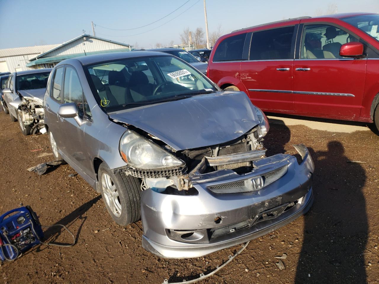 HONDA FIT S 2007 with VIN JHMGD38697S047375 - Photo from auction