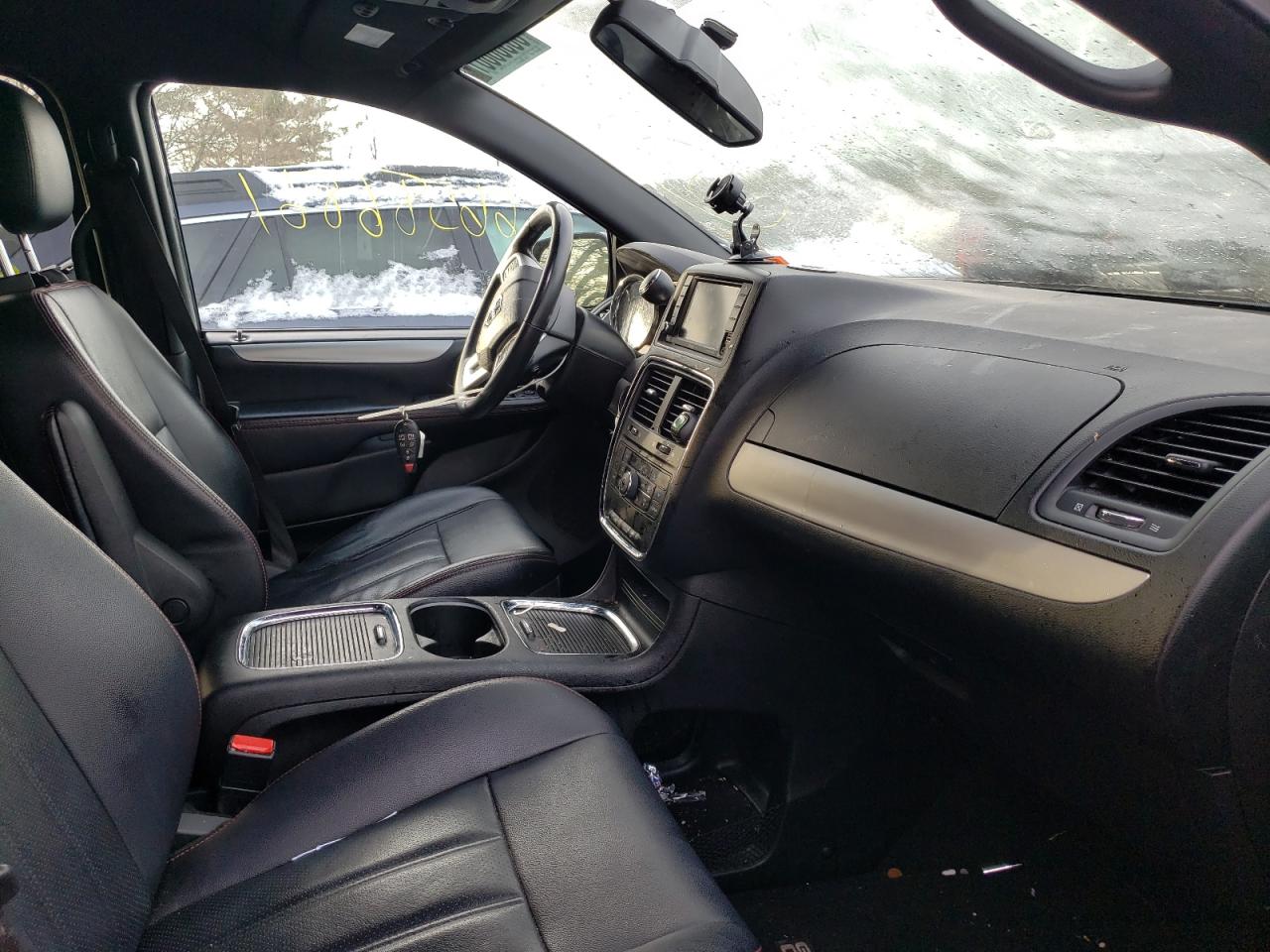 Photo 5 from auction – 2017 DODGE GRAND CARA with VIN 2C4RDGEG4HR813448