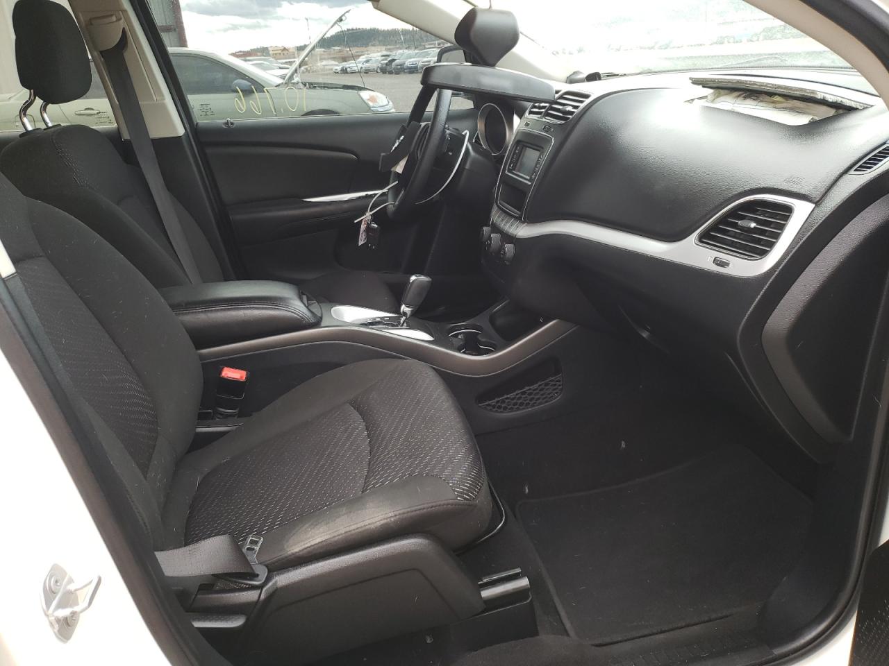 Photo 5 from auction – 2019 DODGE JOURNEY SE with VIN 3C4PDCBG4KT845700