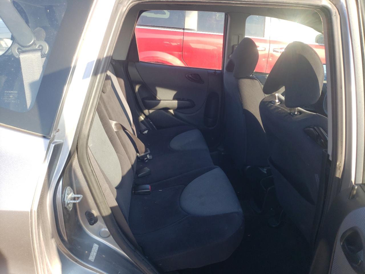 Photo 6 from auction – 2007 HONDA FIT S with VIN JHMGD38697S047375