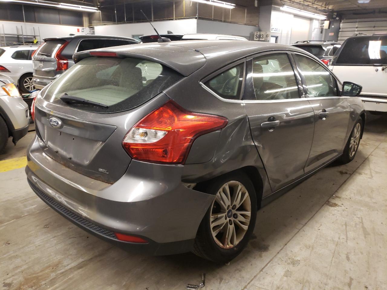 Фото 4 с аукциона – 2012 FORD FOCUS SEL с VIN 1FAHP3M23CL260980