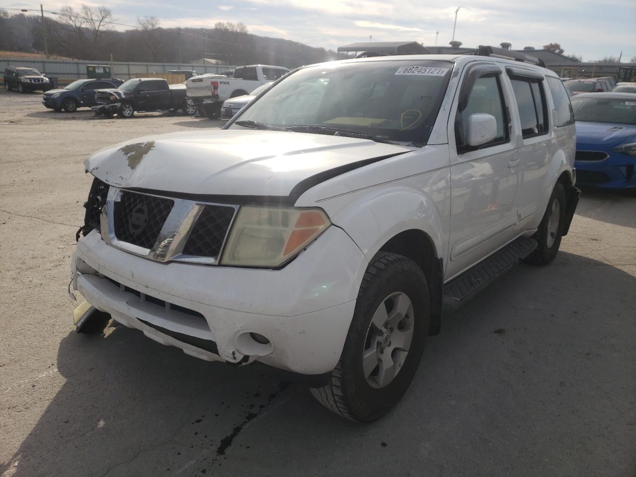 Photo 2 from auction – 2006 NISSAN PATHFINDER with VIN 5N1AR18U56C624645