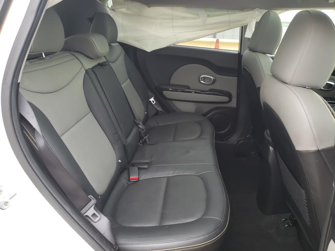 Photo 6 from auction – 2016 KIA SOUL + with VIN KNDJP3A55G7860120