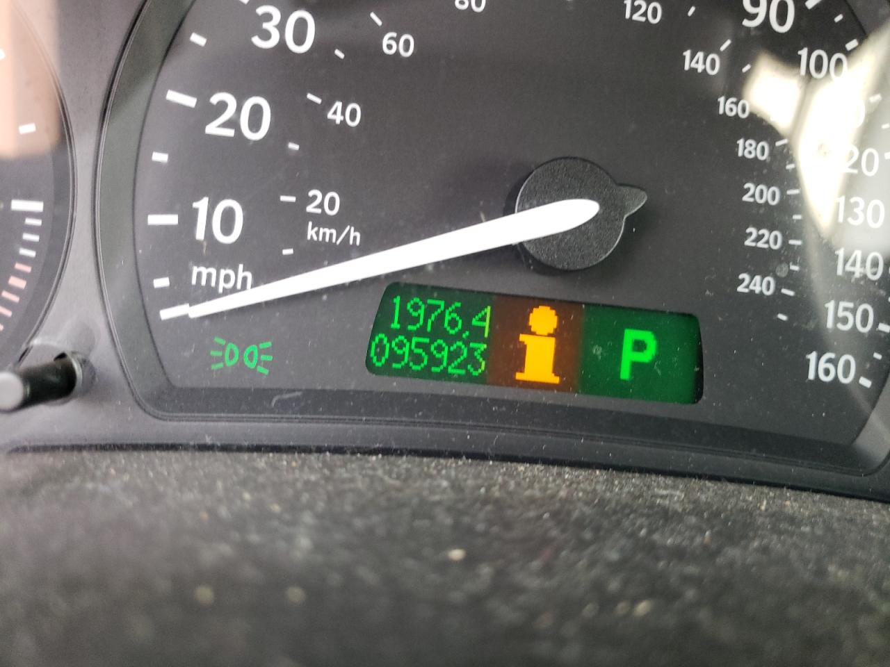 Photo 8 from auction – 2004 SAAB 9-3 with VIN YS3FB49S241027449