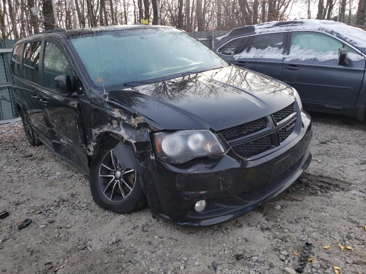 DODGE GRAND CARA 2017 with VIN 2C4RDGEG4HR813448 - Photo from auction