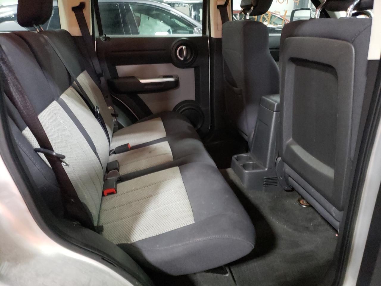 Photo 6 from auction – 2010 DODGE NITRO SXT with VIN 1D4PU5GK9AW134336