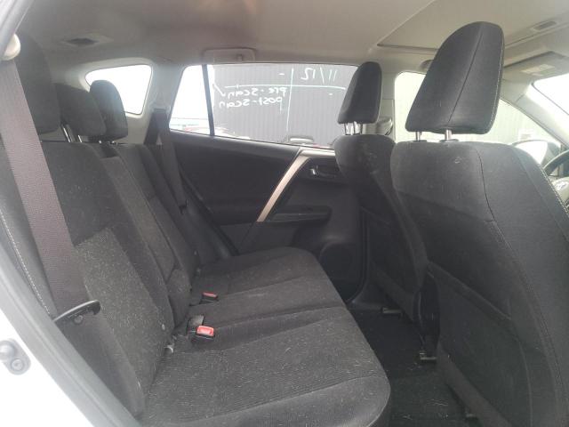 Photo 6 from auction – 2015 TOYOTA RAV4 XLE with VIN JTMWFREV5FJ051546
