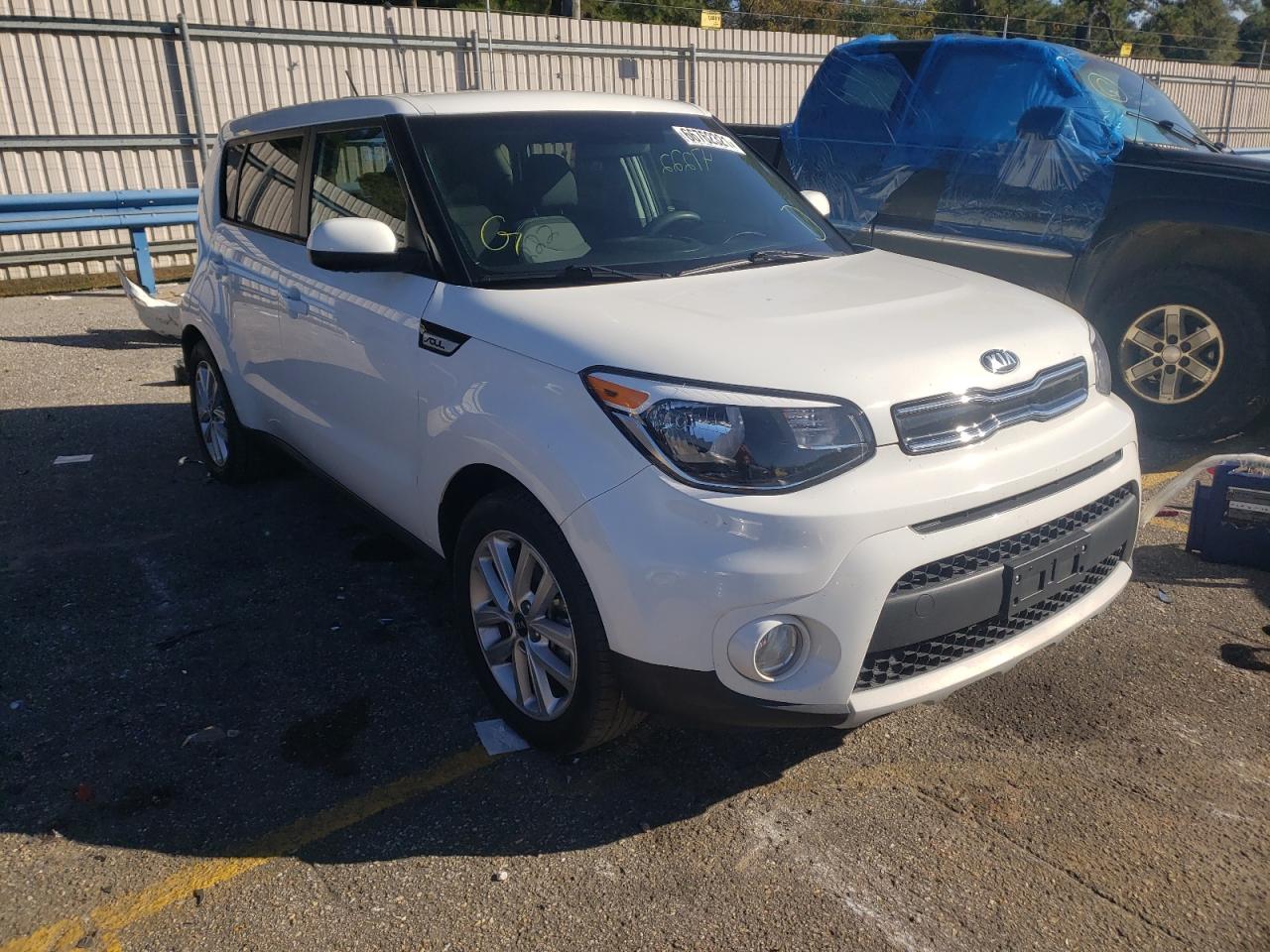 KIA SOUL + 2019 with VIN KNDJP3A58K7001287 - Photo from auction
