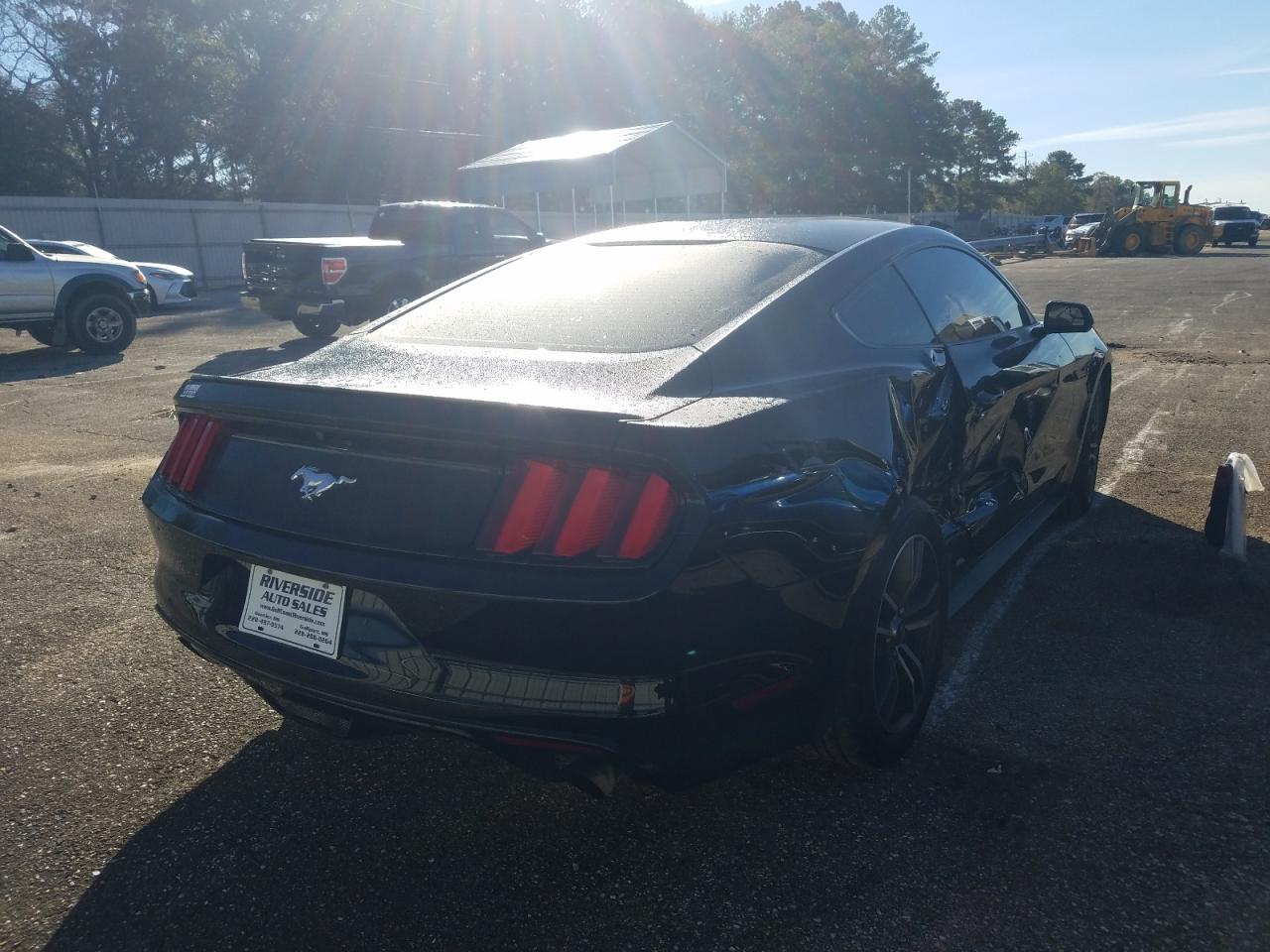 Photo 4 from auction – 2017 FORD MUSTANG with VIN 1FA6P8THXH5323045