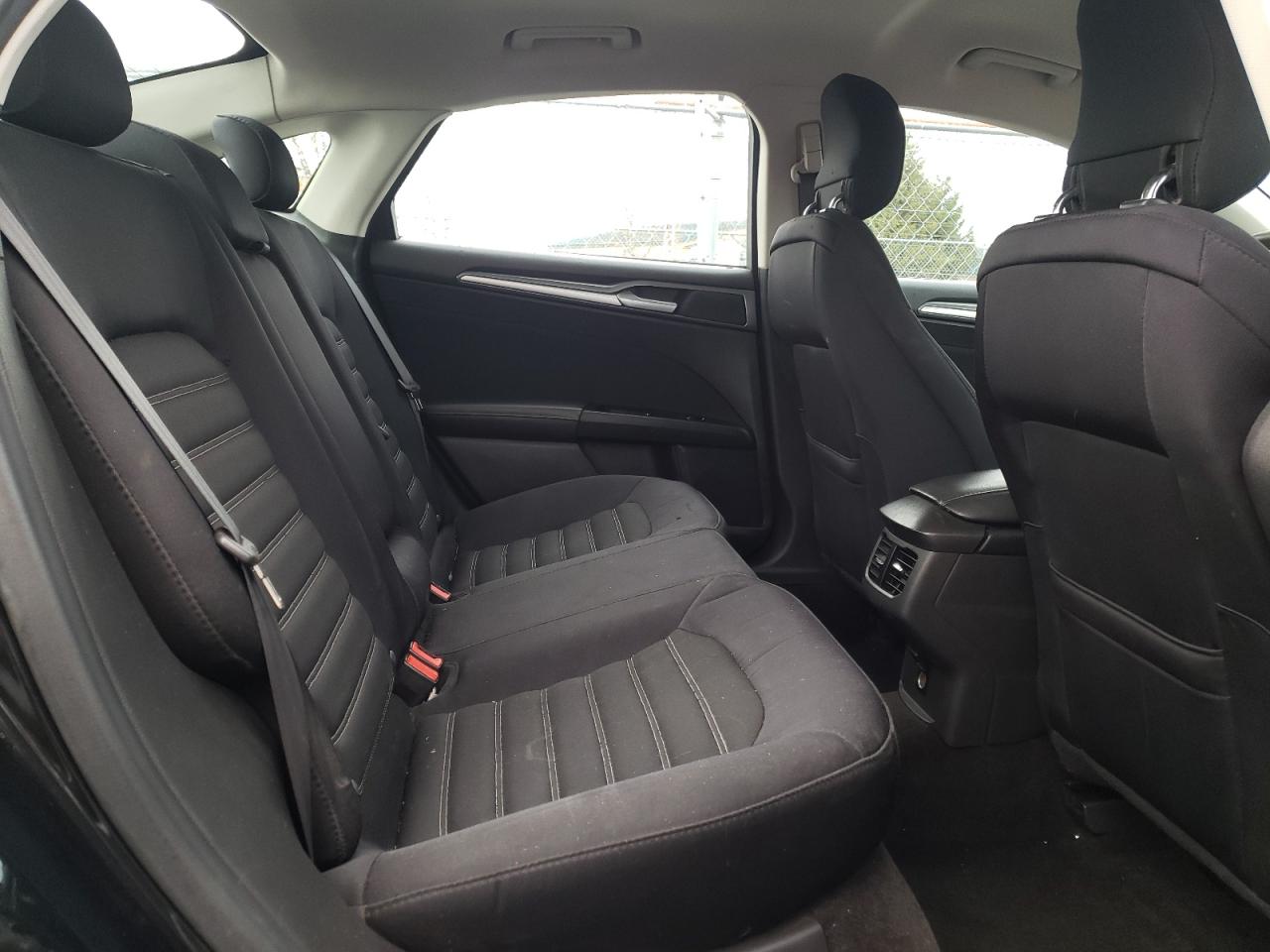 Photo 6 from auction – 2014 FORD FUSION SE with VIN 3FA6P0H75ER331869