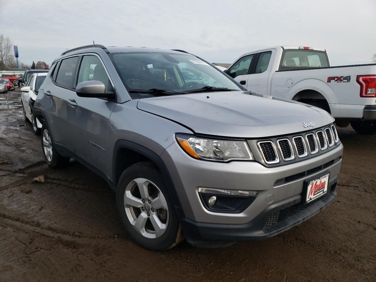 Фото 1 с аукциона – 2018 JEEP COMPASS LA с VIN 3C4NJDBB9JT479077
