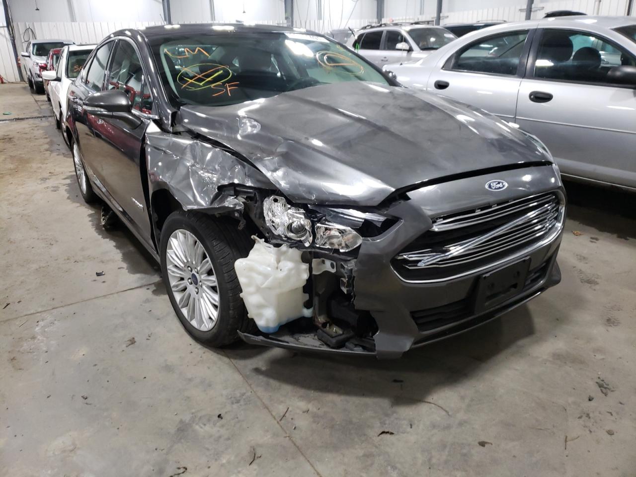 FORD FUSION SE 2016 with VIN 3FA6P0LU9GR397860 - Photo from auction