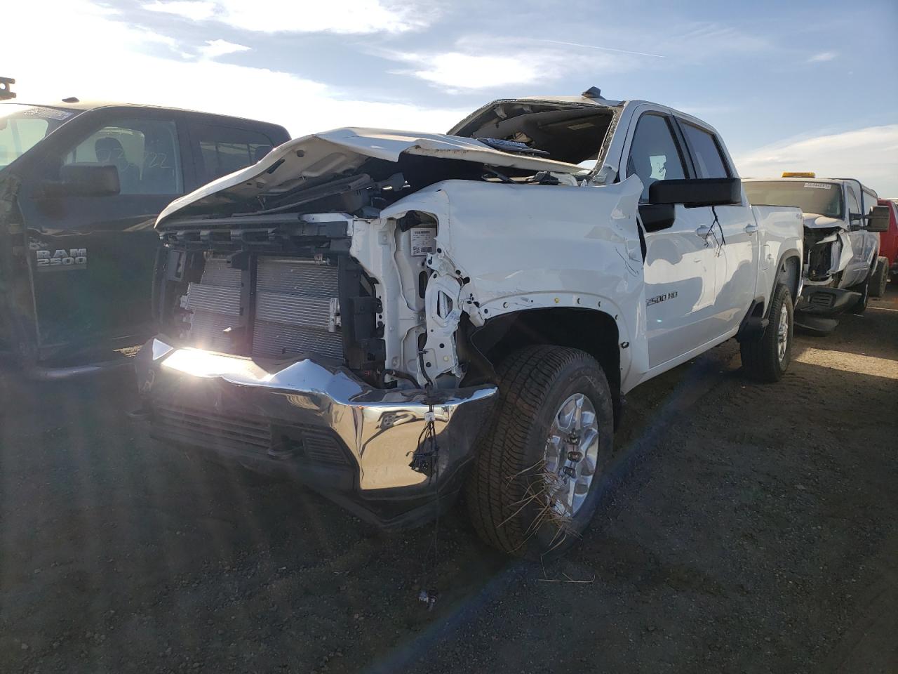 Photo 2 from auction – 2021 CHEVROLET SILVERADO with VIN 1GC1YNEY1MF264016