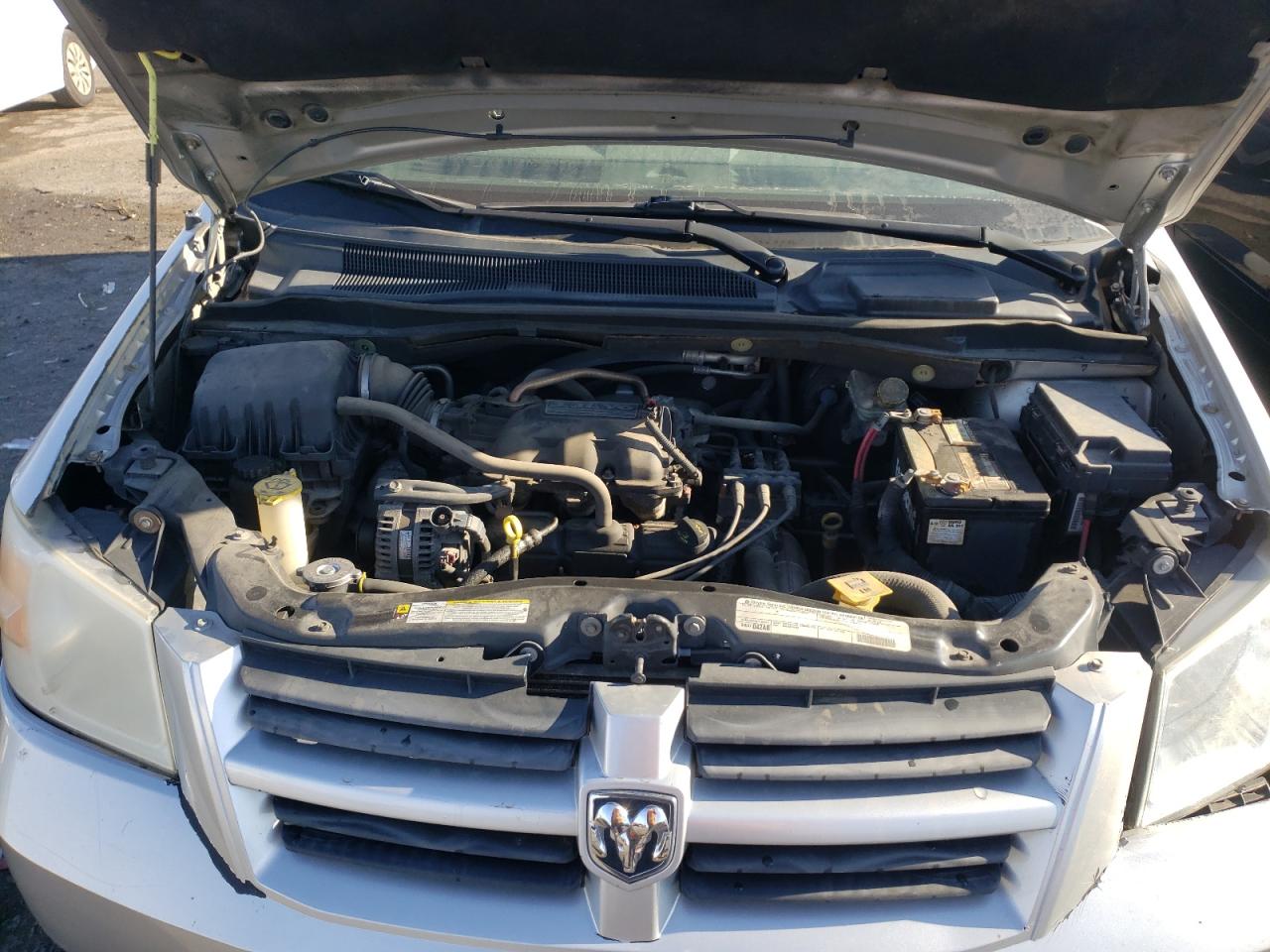 Photo 7 from auction – 2010 DODGE GRAND CARA with VIN 2D4RN4DE0AR477432