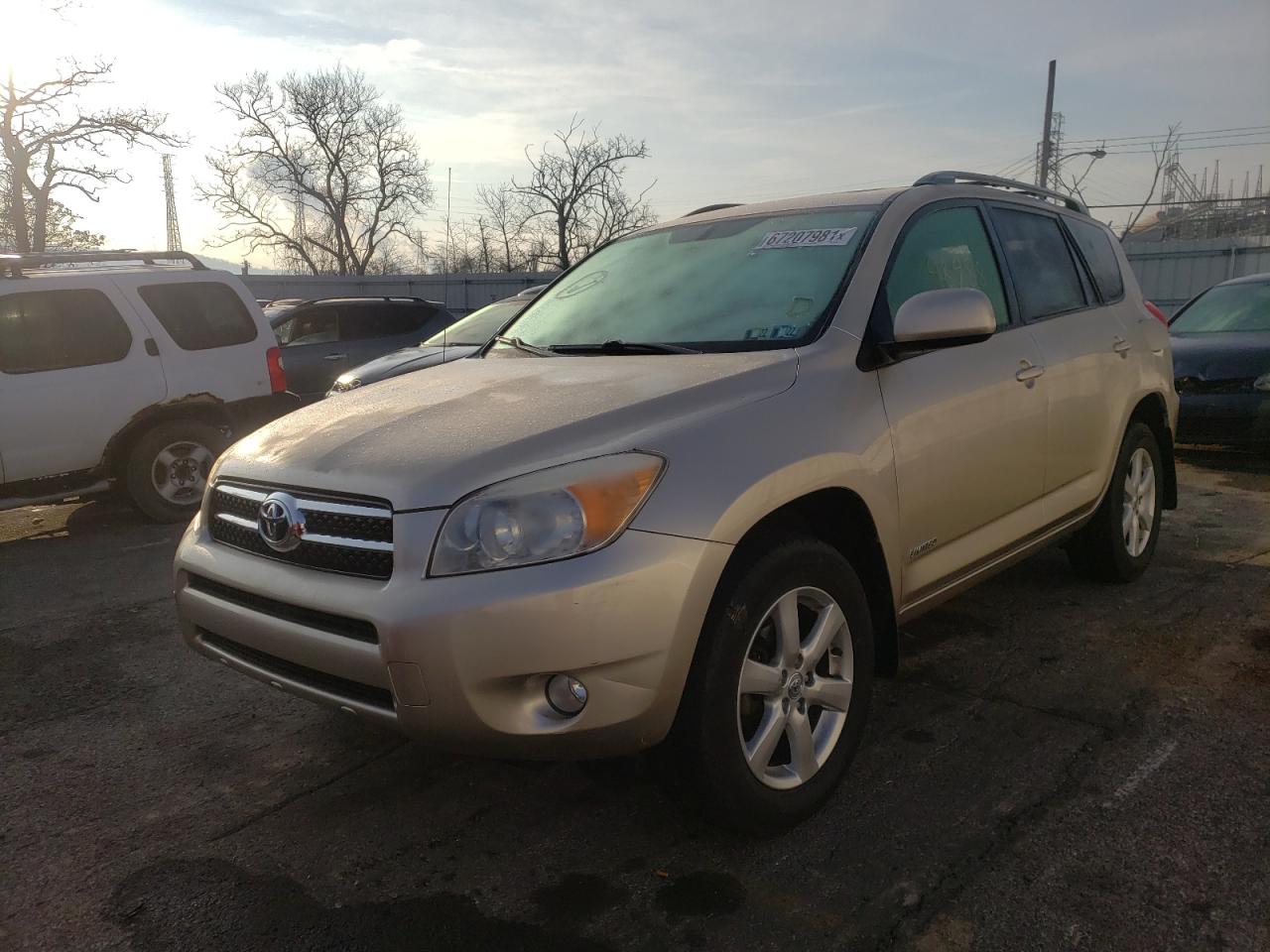 Photo 2 from auction – 2008 TOYOTA RAV4 LIMIT with VIN JTMBD31V186076120