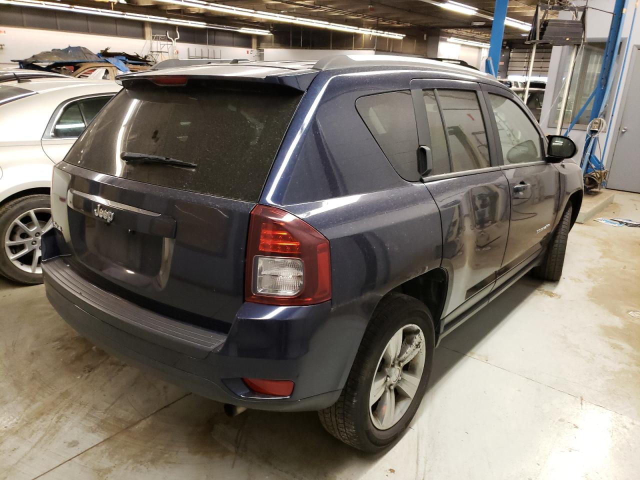 Photo 4 from auction – 2016 JEEP COMPASS SP with VIN 1C4NJDBBXGD523876