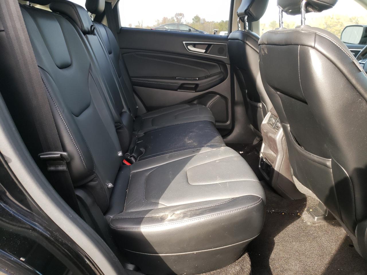 Photo 6 from auction – 2018 FORD EDGE TITAN with VIN 2FMPK3K96JBB70591