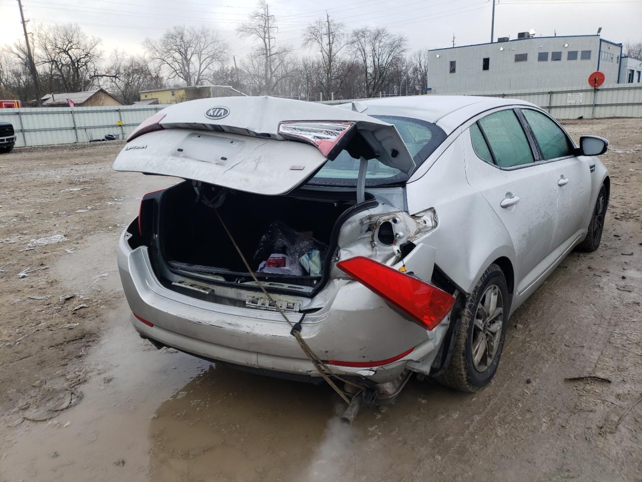 Photo 9 from auction – 2011 KIA OPTIMA LX with VIN KNAGM4A78B5110142
