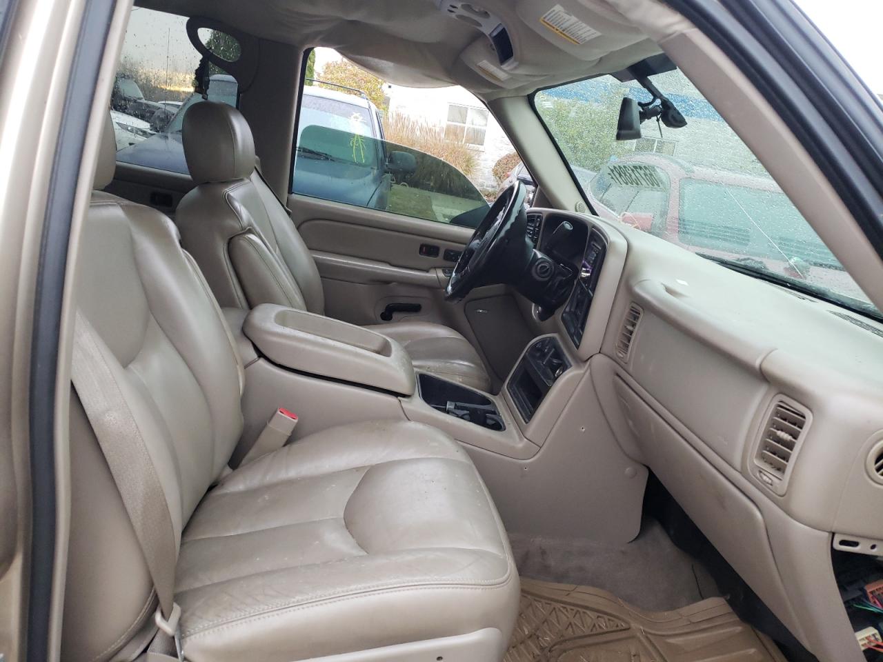 Photo 5 from auction – 2005 CHEVROLET SILVERADO with VIN 2GCEK13TX51227591