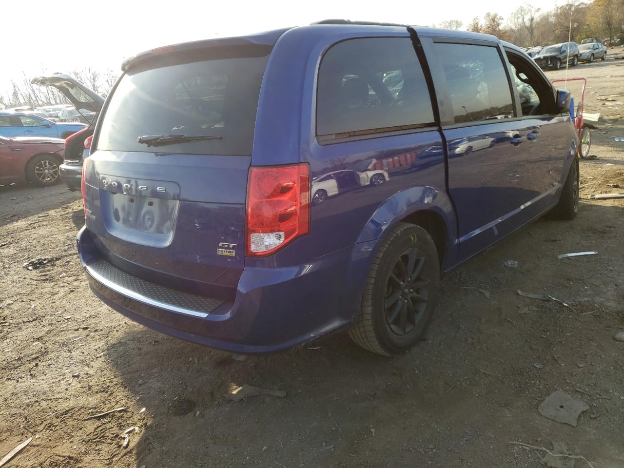 Photo 4 from auction – 2019 DODGE GRAND CARA with VIN 2C4RDGEG9KR787419