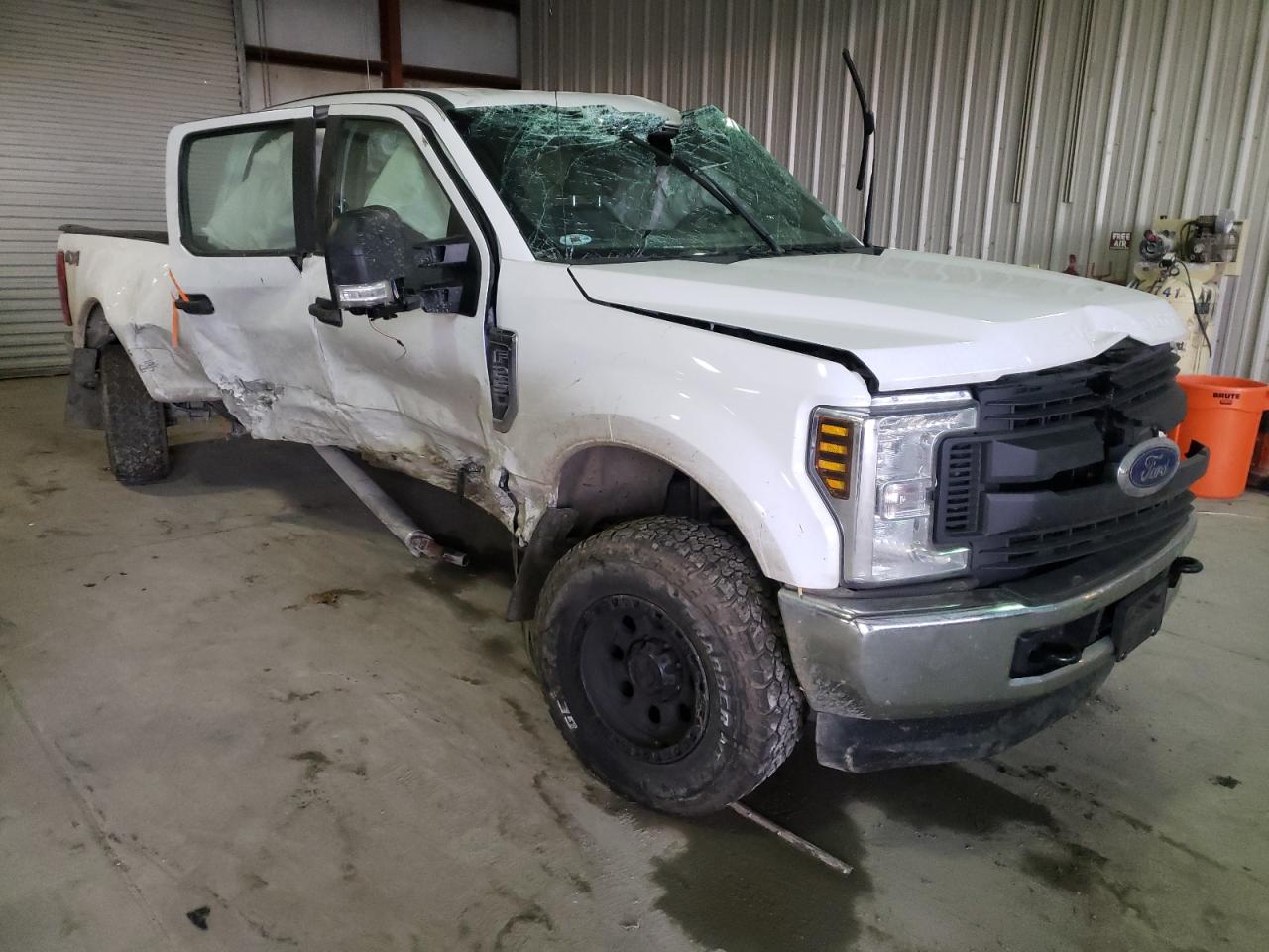 FORD F250 SUPER 2018 with VIN 1FT7W2B69JEB51529 - Photo from auction