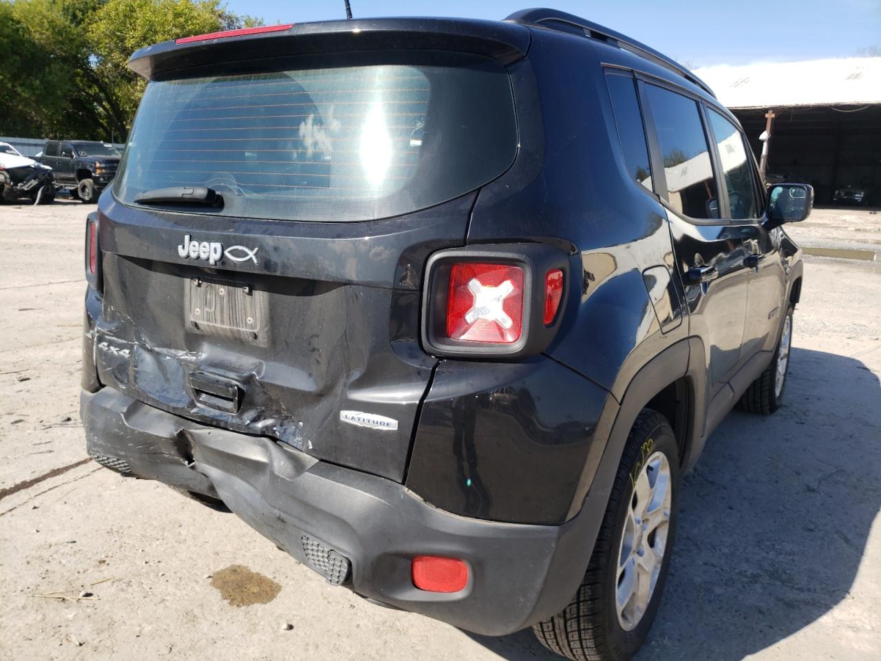 Photo 4 from auction – 2018 JEEP RENEGADE L with VIN ZACCJBBB5JPJ19028