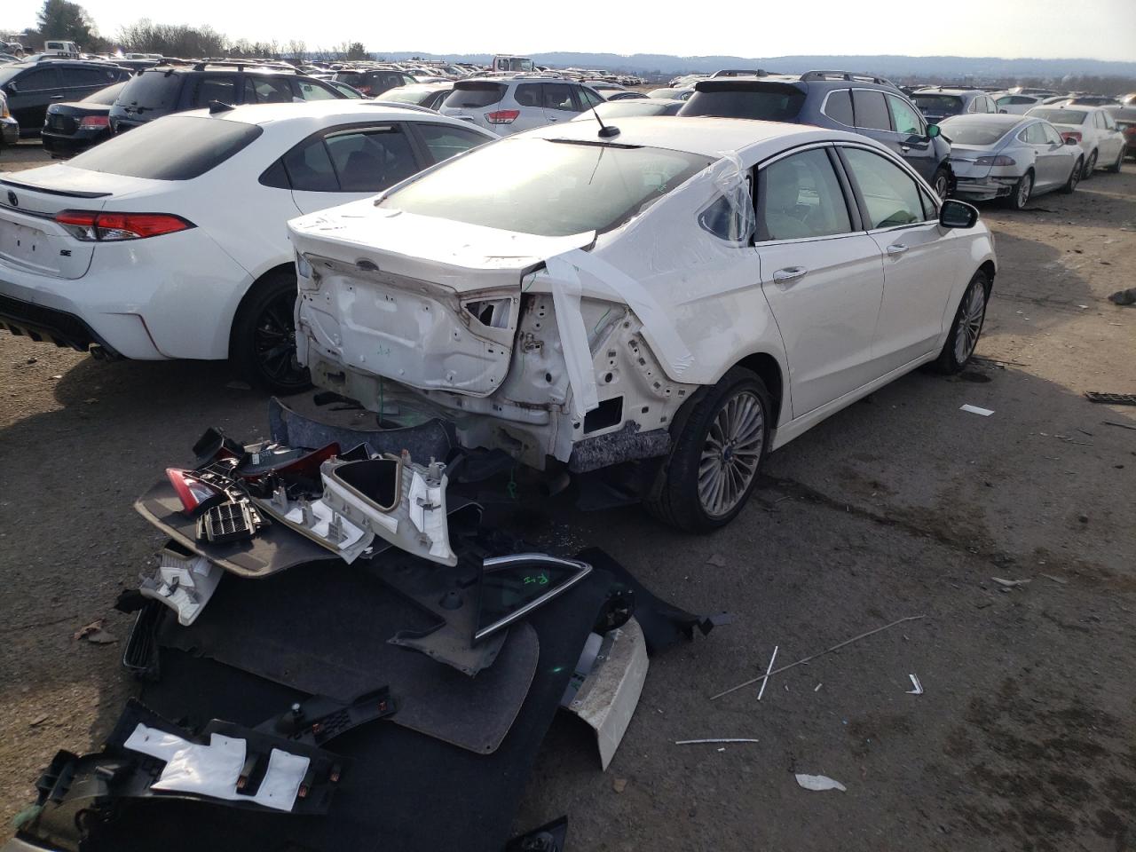 Photo 4 from auction – 2015 FORD FUSION TIT with VIN 3FA6P0K91FR218190