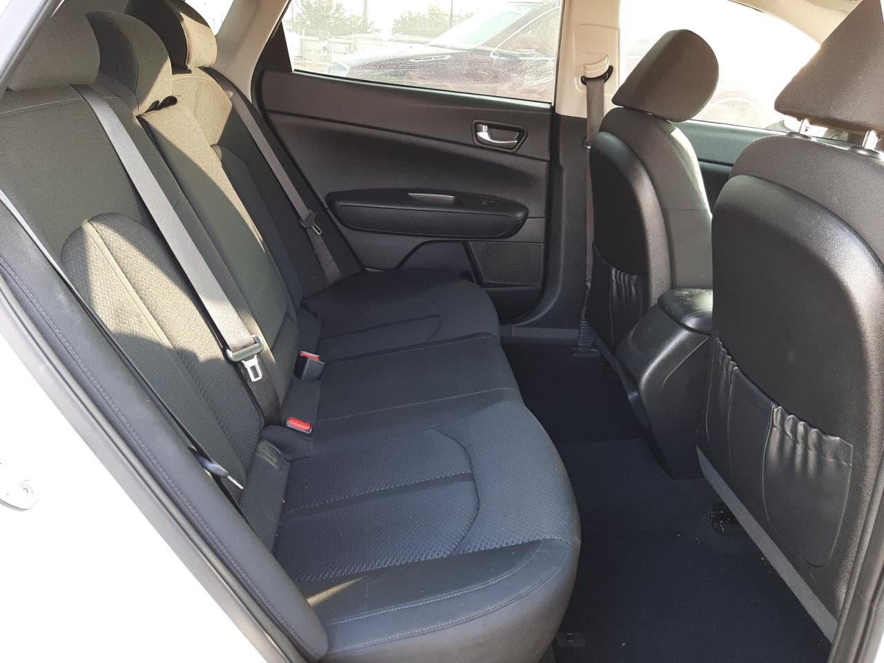 Photo 6 from auction – 2016 KIA OPTIMA LX with VIN KNAGT4L39G5085207