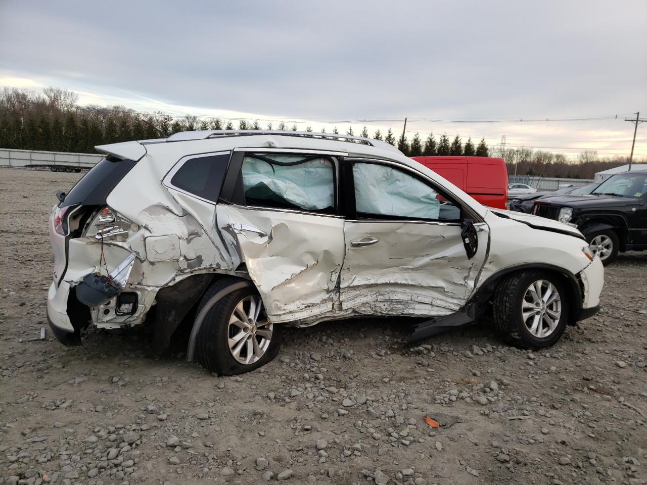 Photo 9 from auction – 2016 NISSAN ROGUE S with VIN KNMAT2MV0GP643348