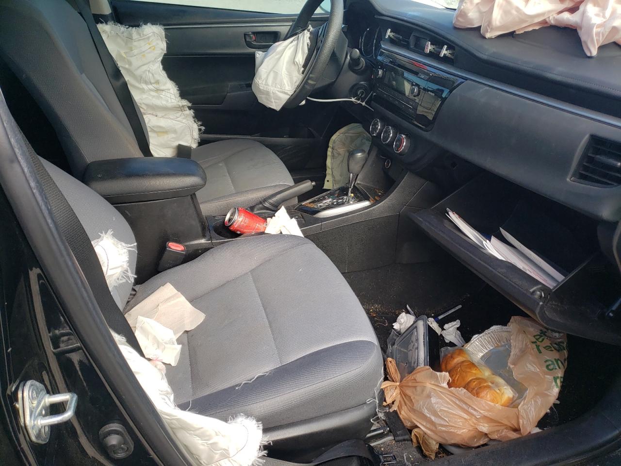 Photo 5 from auction – 2015 TOYOTA COROLLA L with VIN 5YFBURHE1FP220019