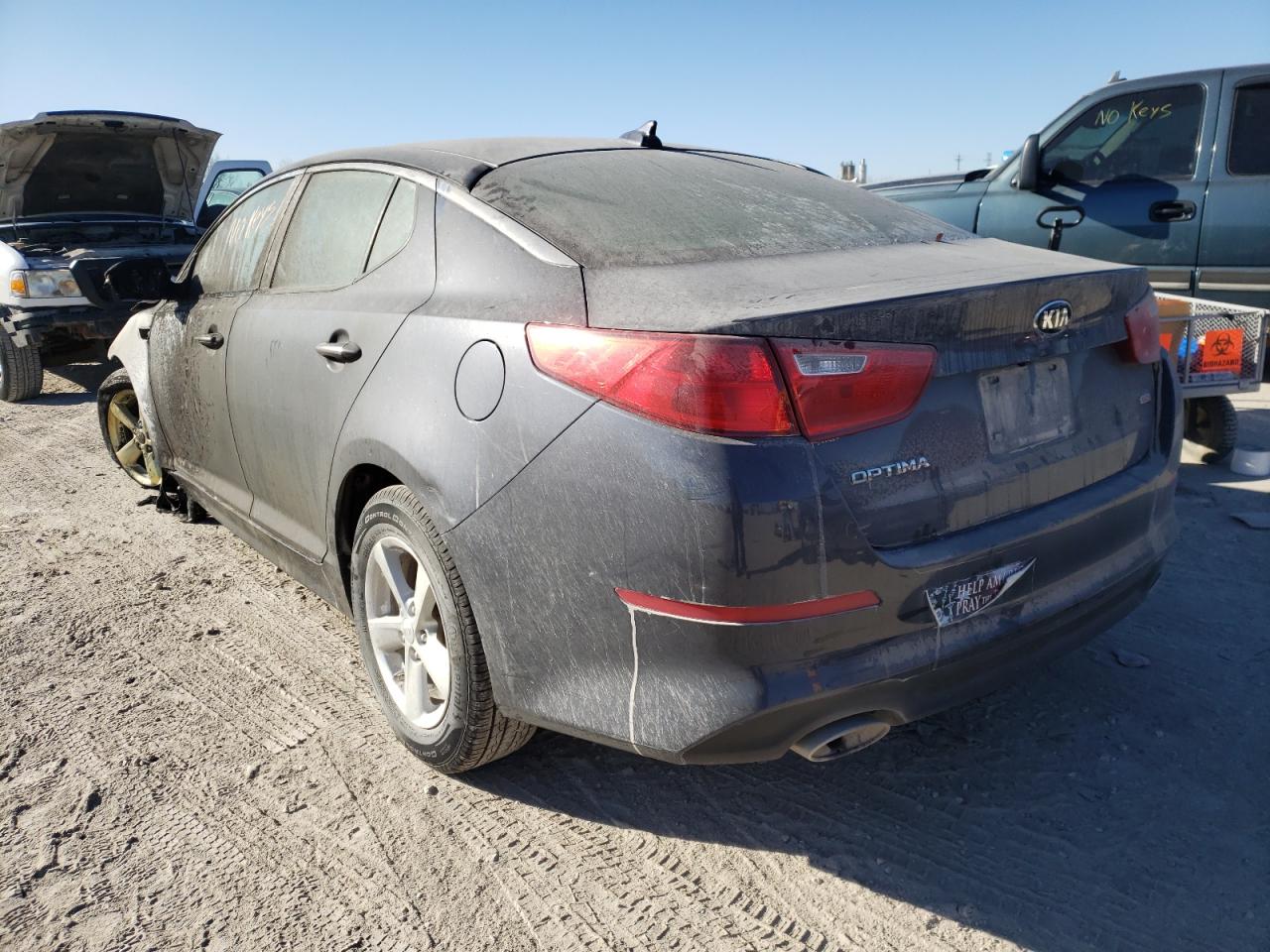 Photo 3 from auction – 2015 KIA OPTIMA LX with VIN KNAGM4A71F5557353