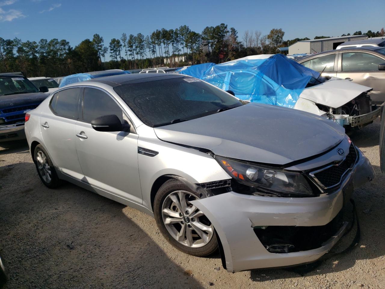 KIA OPTIMA EX 2011 with VIN KNAGN4A62B5175881 - Photo from auction