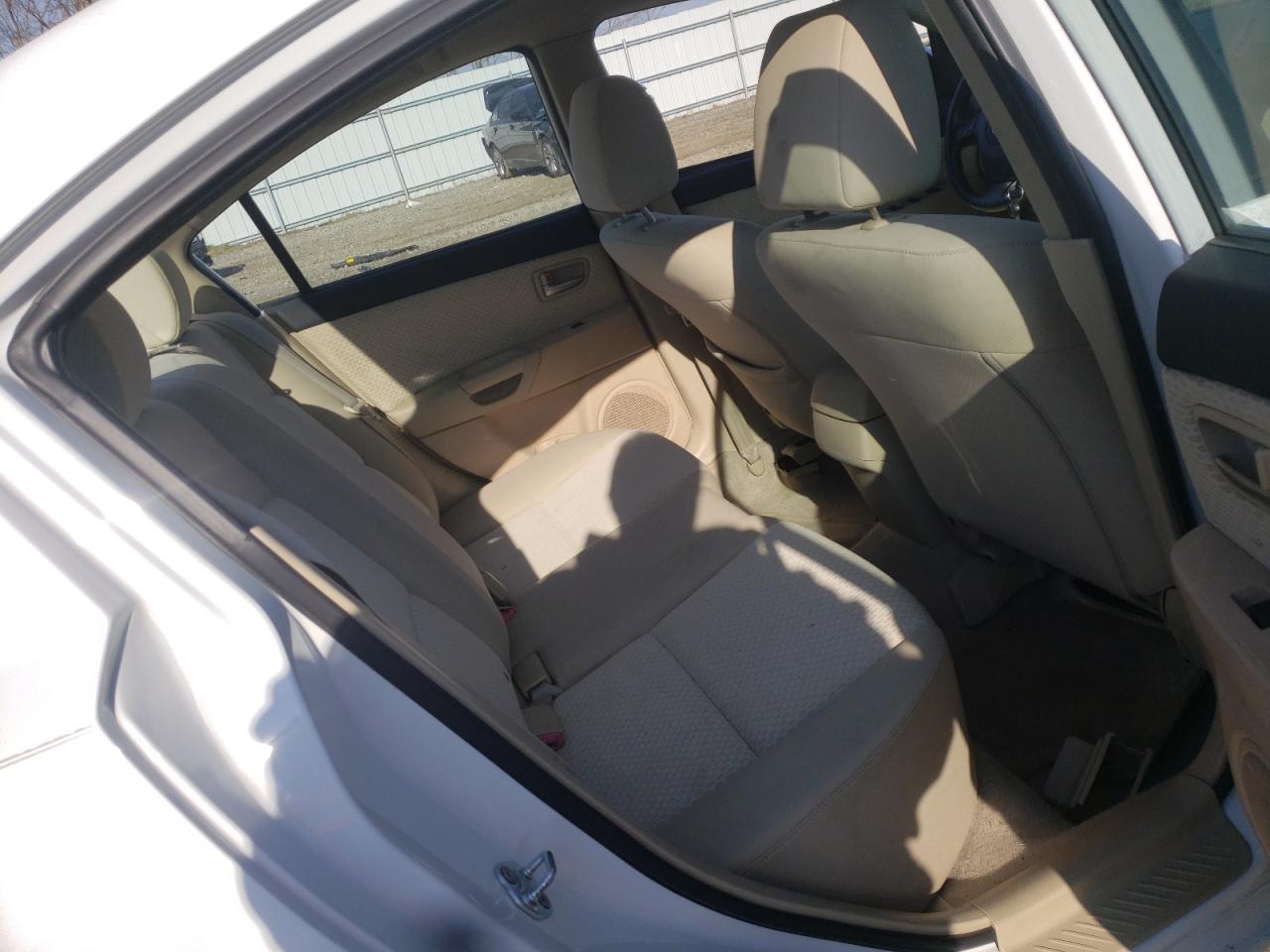 Photo 6 from auction – 2004 MAZDA 3 I with VIN JM1BK32F041183034