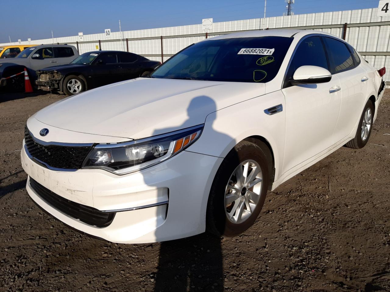 Photo 2 from auction – 2016 KIA OPTIMA LX with VIN KNAGT4L39G5085207