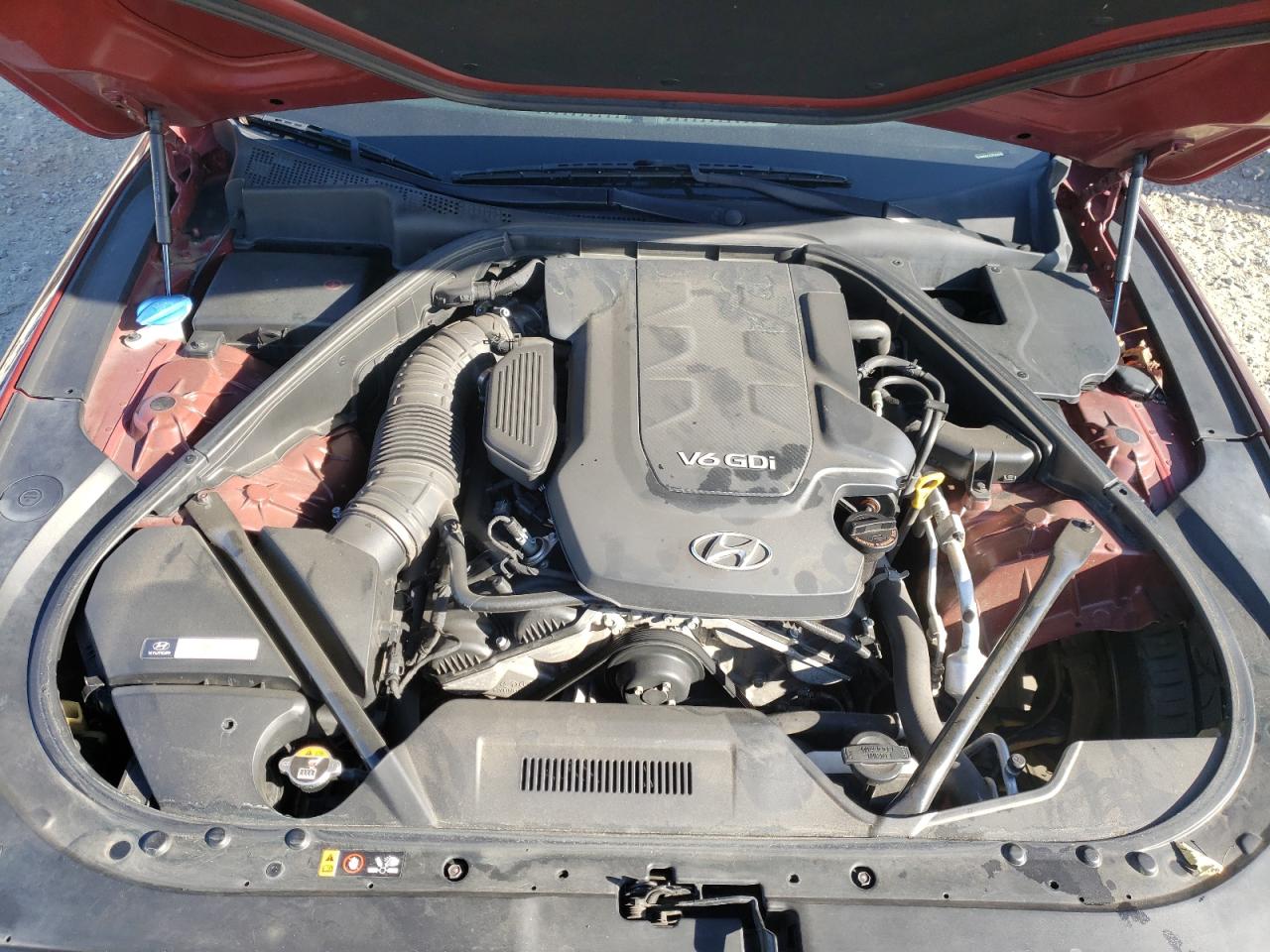 Photo 7 from auction – 2015 HYUNDAI GENESIS 3. with VIN KMHGN4JE3FU090954