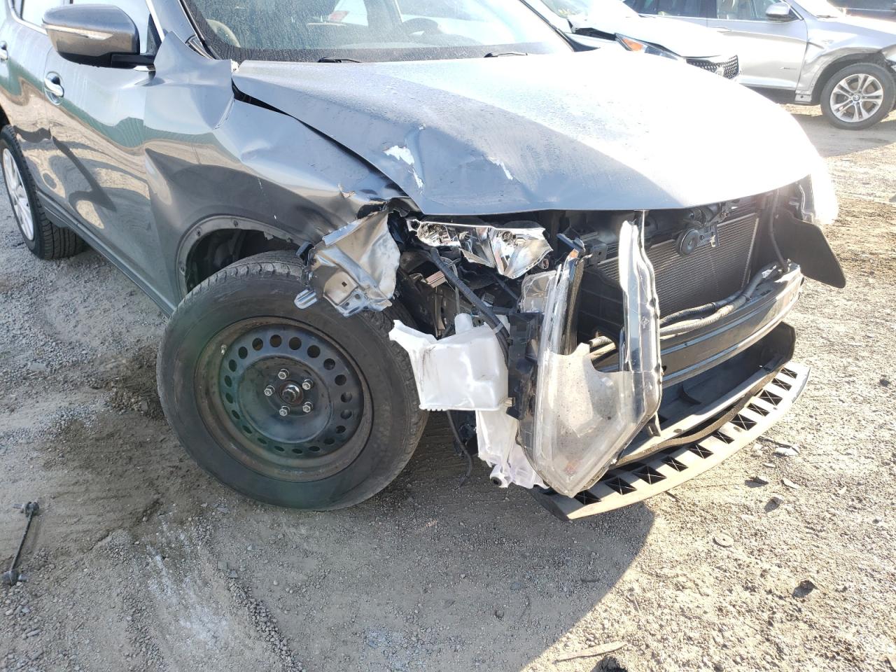 Photo 9 from auction – 2015 NISSAN ROGUE S with VIN KNMAT2MT1FP577423