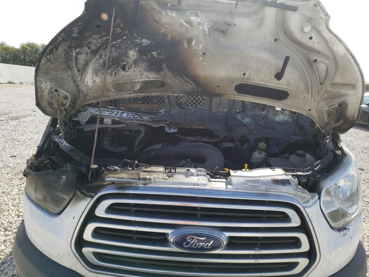 Foto 7 de la subasta – 2016 FORD TRANSIT con VIN 1FTYR1ZM7GKA23231