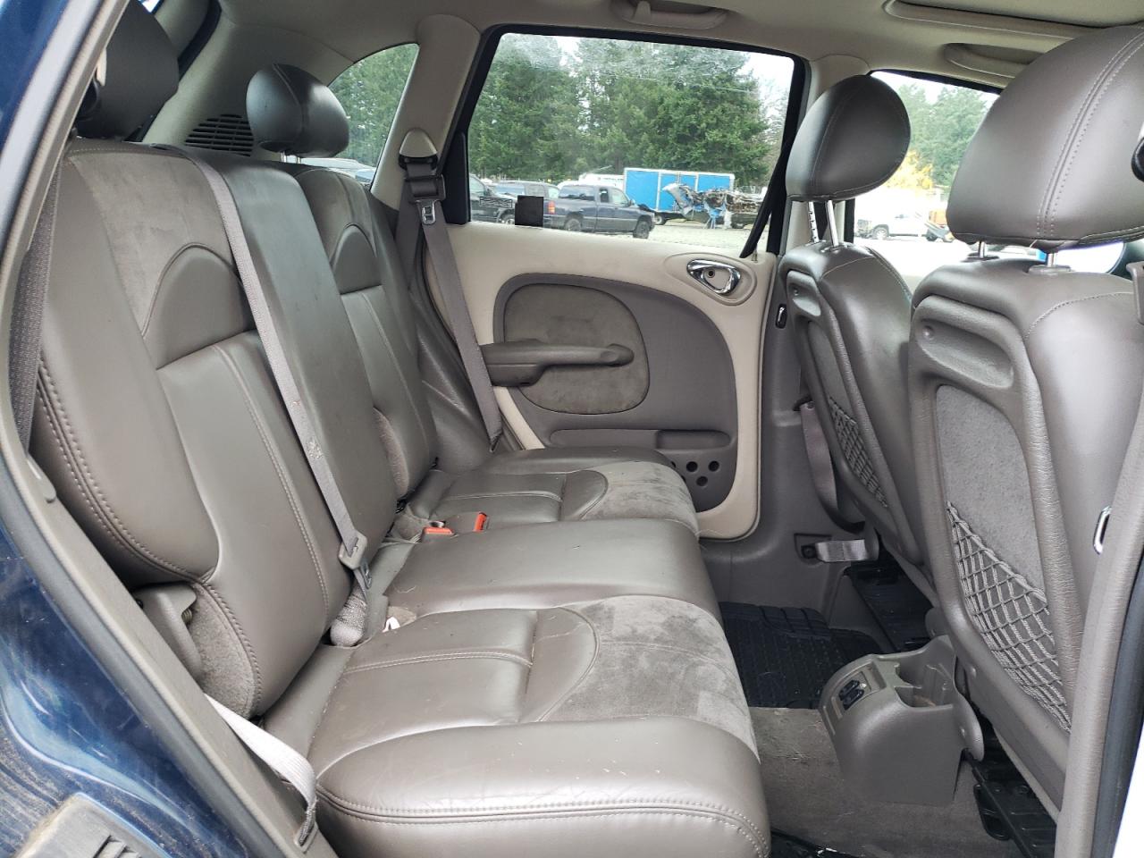 Photo 6 from auction – 2001 CHRYSLER PT CRUISER with VIN 3C8FY4BBX1T558286