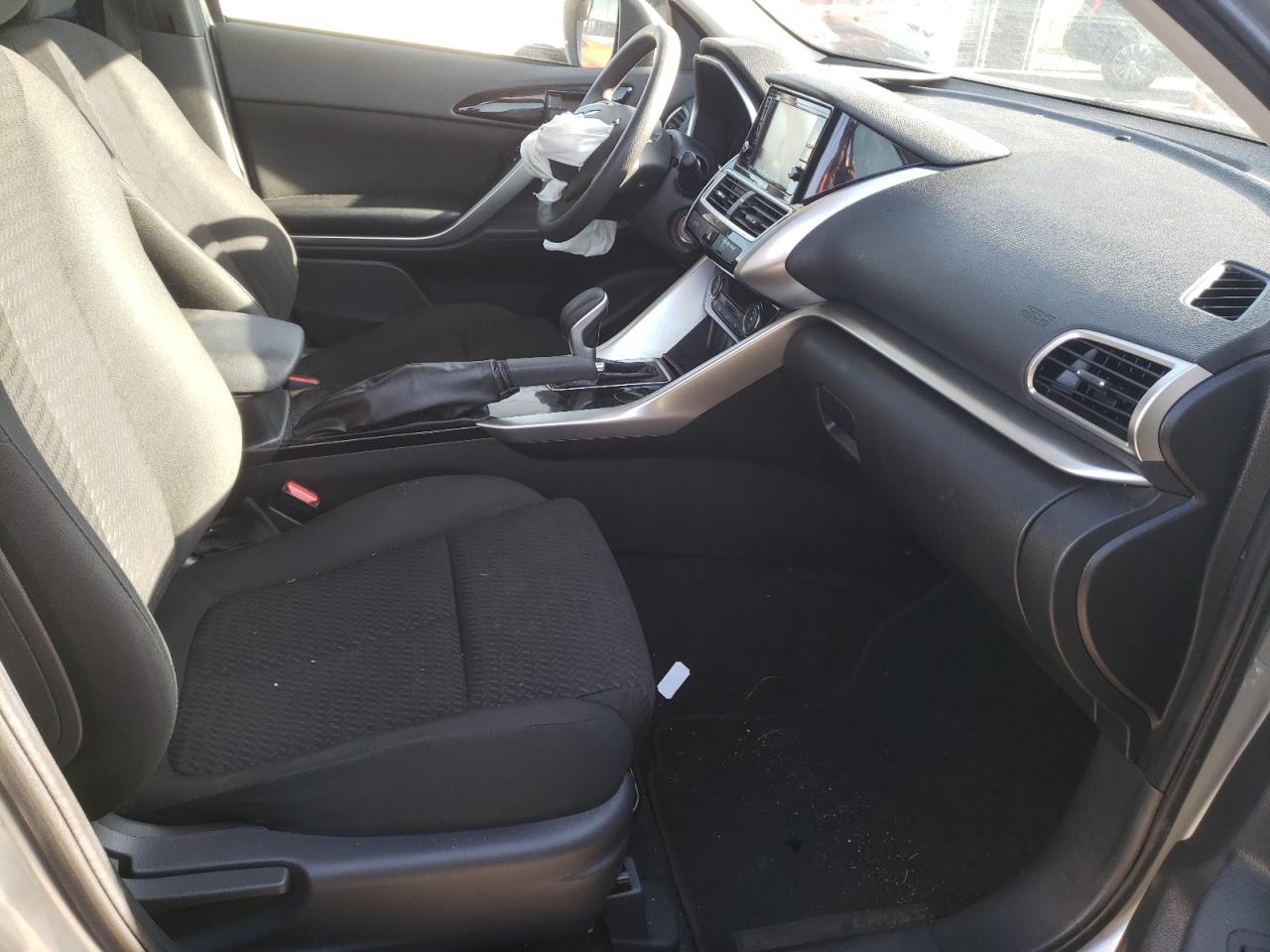 Photo 5 from auction – 2020 MITSUBISHI ECLIPSE CR with VIN JA4AS3AAXLZ009290