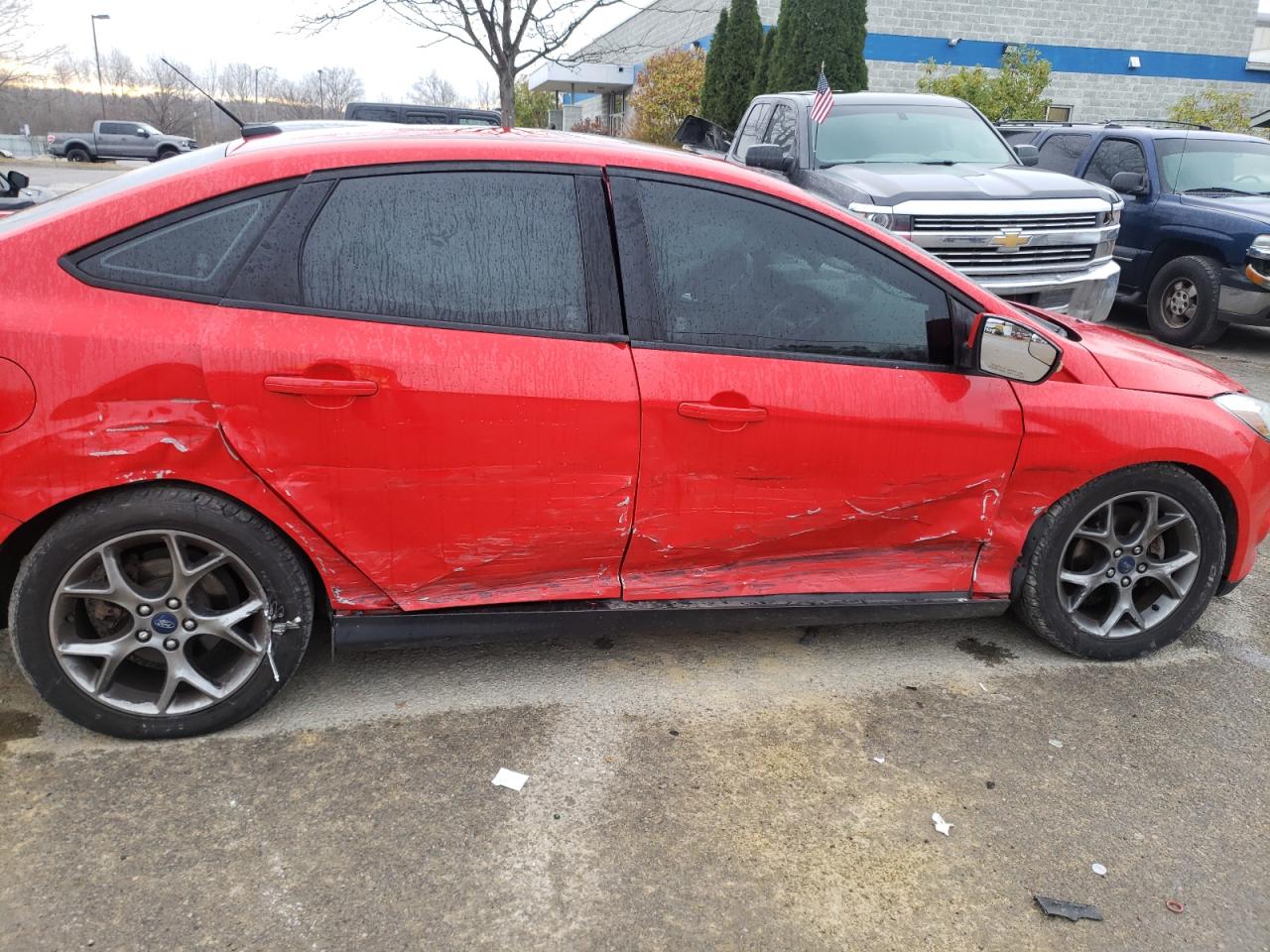 Photo 9 from auction – 2014 FORD FOCUS SE with VIN 1FADP3F27EL344461