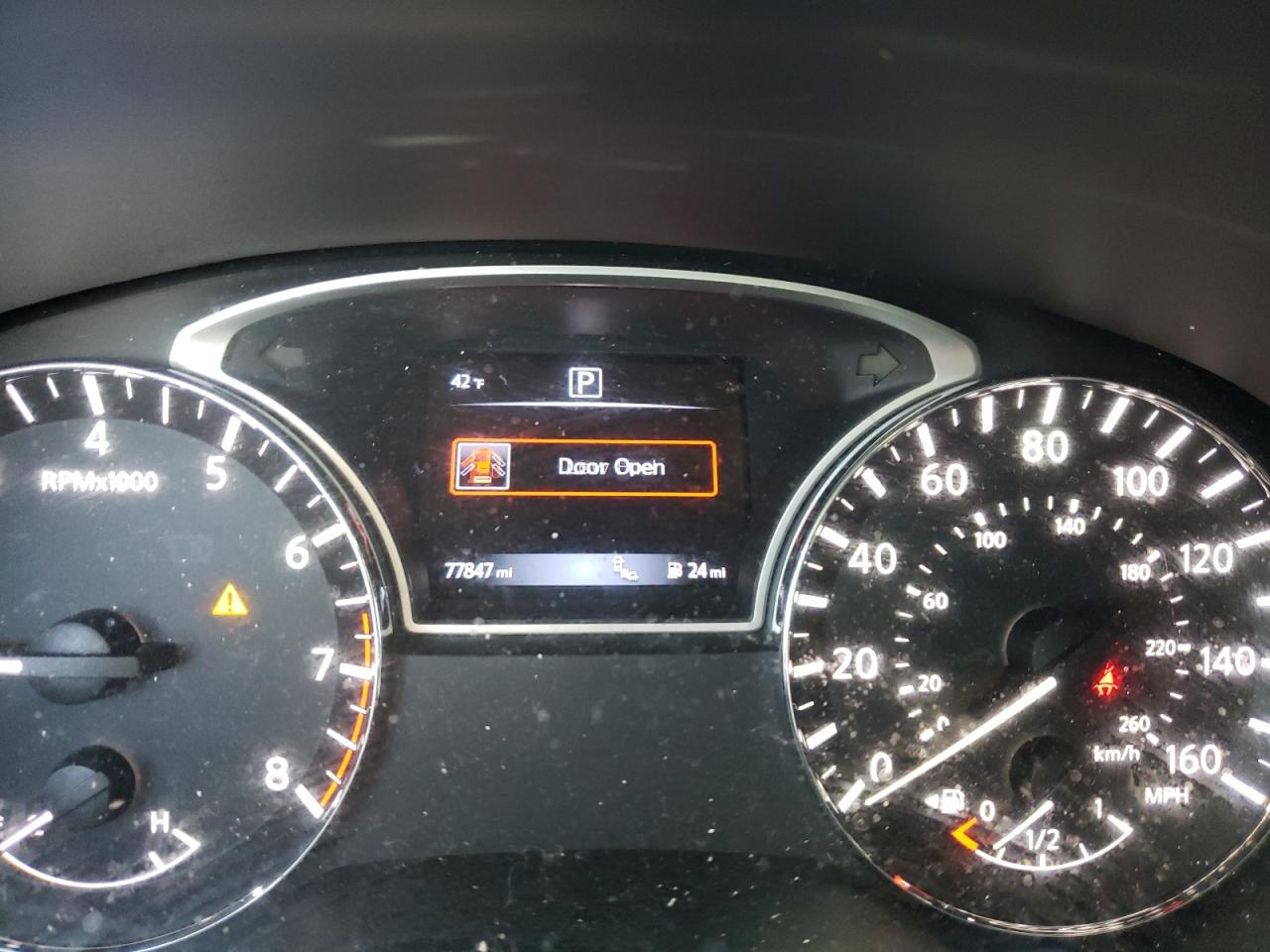 Photo 8 from auction – 2017 NISSAN PATHFINDER with VIN 5N1DR2MN7HC645002