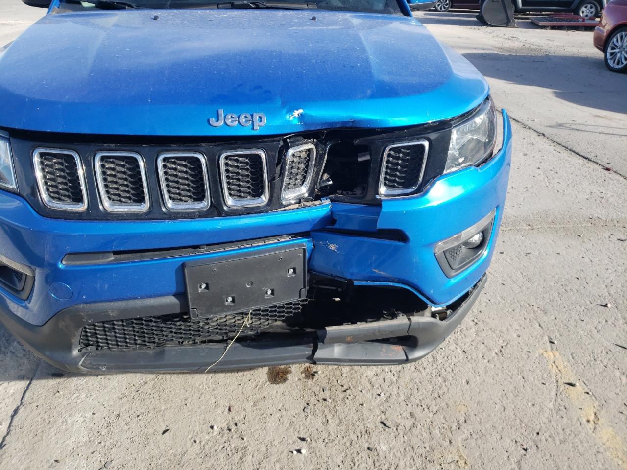 Photo 9 from auction – 2018 JEEP COMPASS LA with VIN 3C4NJDBB0JT155130