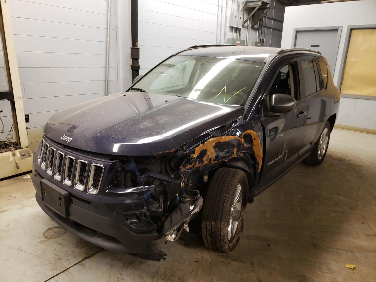 Photo 2 from auction – 2016 JEEP COMPASS SP with VIN 1C4NJDBBXGD523876