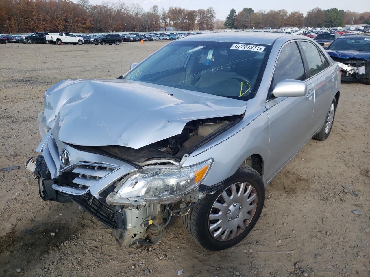 Photo 2 from auction – 2011 TOYOTA CAMRY BASE with VIN 4T1BF3EK3BU640942