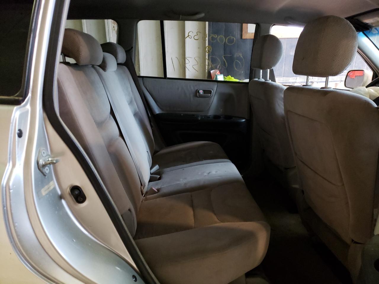 Photo 6 from auction – 2001 TOYOTA HIGHLANDER with VIN JTEHF21AX10005532