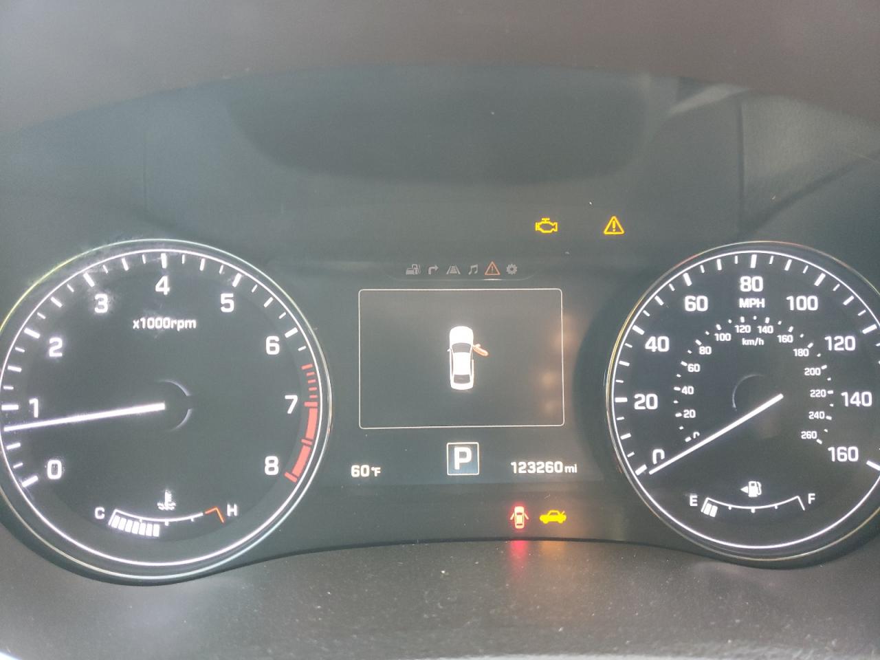 Photo 8 from auction – 2015 HYUNDAI GENESIS 3. with VIN KMHGN4JE3FU090954