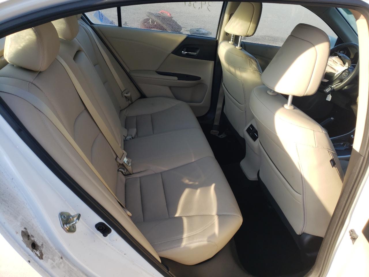 Photo 6 from auction – 2015 HONDA ACCORD EXL with VIN 1HGCR2F85FA261592