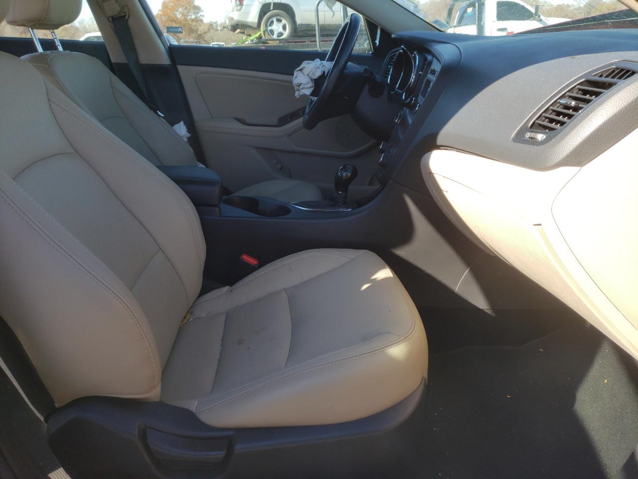 Photo 5 from auction – 2013 KIA OPTIMA EX with VIN 5XXGN4A7XDG220768